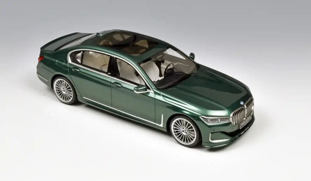 18GTs BMW Alpina B7 2022 4