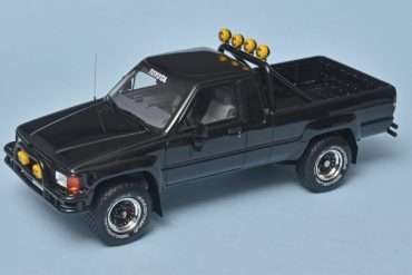 18OttOm Toyota Hilux SR5 BttF 1985 3