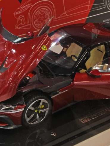 18Polistil Ferrari 12 Cilindri