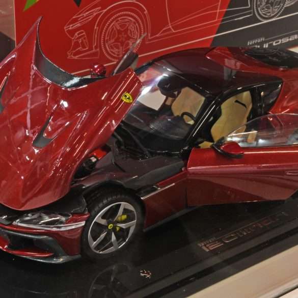 18Polistil Ferrari 12 Cilindri