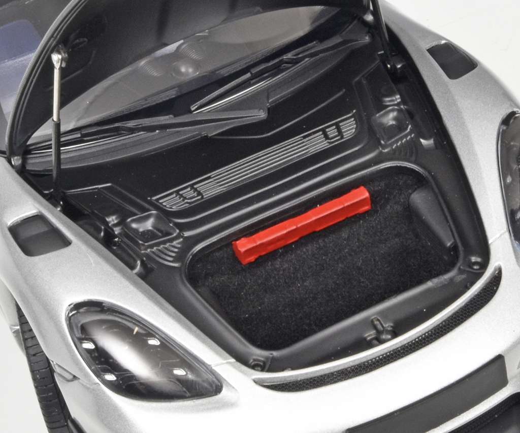 18minic Porsche Cayman GT4RS 2024 6 18minic Porsche Cayman GT4RS 2024 6