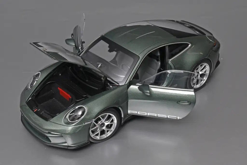 18norev Porsche 911 992 S T 2023 3 18norev Porsche 911 992 S T 2023 3