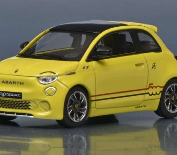 43ixo Fiat 500 Abarth 2024 1