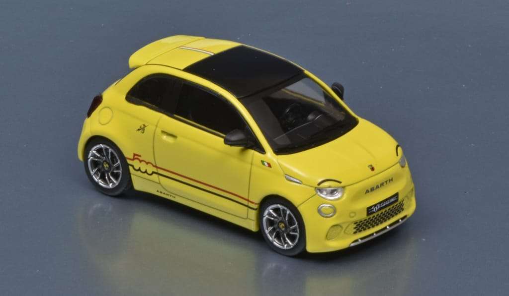 43ixo Fiat 500 Abarth 2024 3 43ixo Fiat 500 Abarth 2024 3