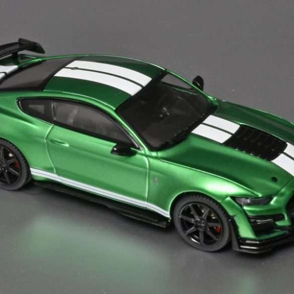 43solido Ford Mustang Shelby GT500 1