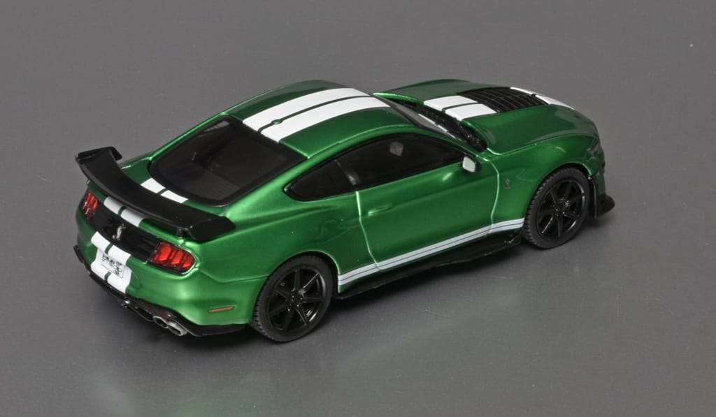 43solido Ford Mustang Shelby GT500 2