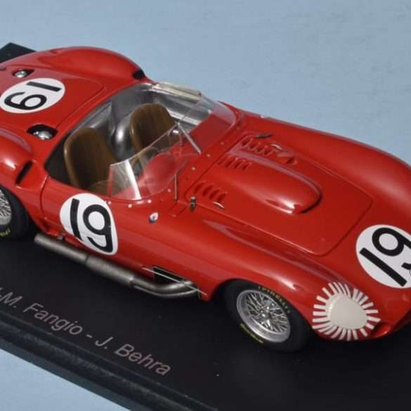 43spark maserati 450S winner Sebring 1957 Fangio+Behra 1