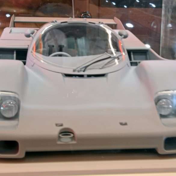 8ixo Porsche 956