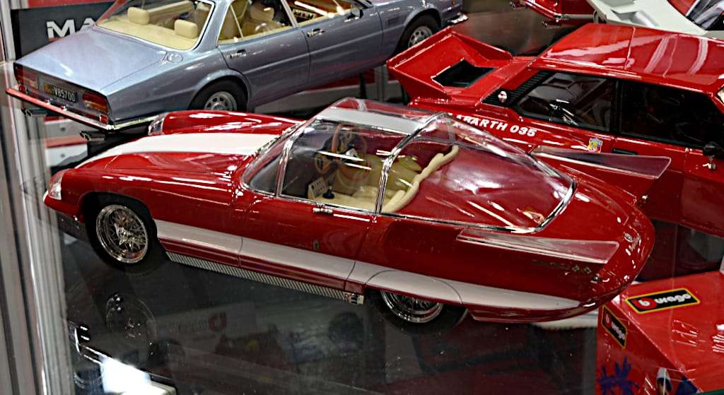 INT 118 Maxima Alfa Romeo Superflow II