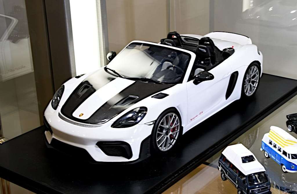 INT 118 Schuco Porsche Boxster Spyder RS INT 118 Schuco Porsche Boxster Spyder RS