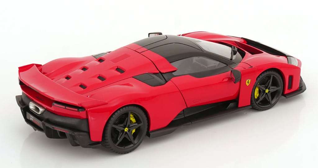 18Bburago Ferrari F80 2 18Bburago Ferrari F80 2