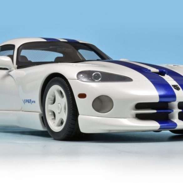 18GTs Dodge Viper GTS 1996 1
