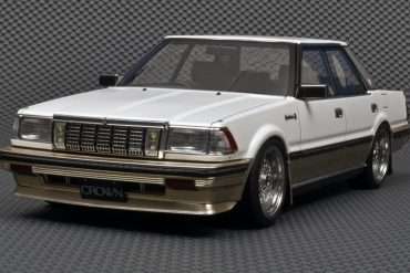 18IgnitionM Toyota Crown 2.8 Royal Saloon G 3