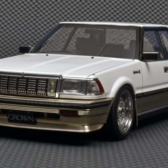 18IgnitionM Toyota Crown 2.8 Royal Saloon G 3