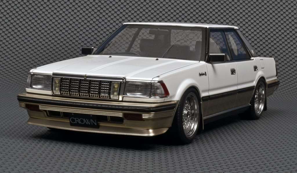 18IgnitionM Toyota Crown 2.8 Royal Saloon G 3