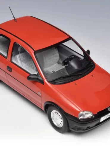 18MCG Opel Corsa B 1993 5