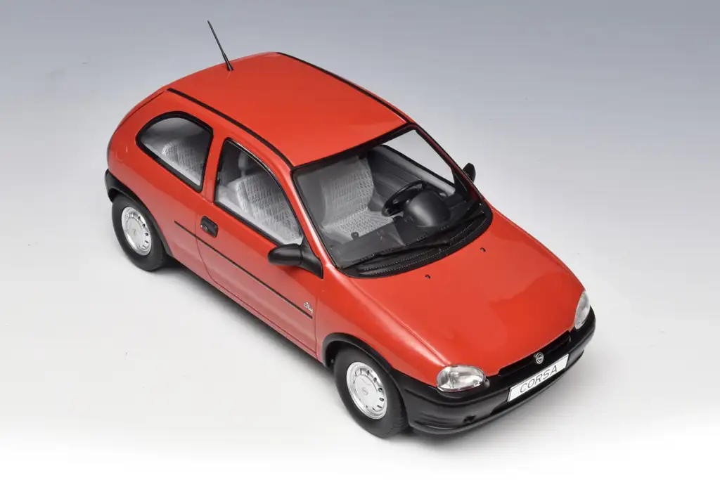 18MCG Opel Corsa B 1993 5