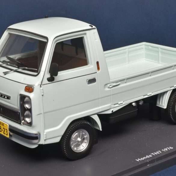 18Schuco ProR Honda TN7 1976 1