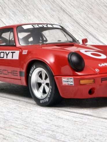 18Solido Porsche 911 Iroc Foyt 1974 1