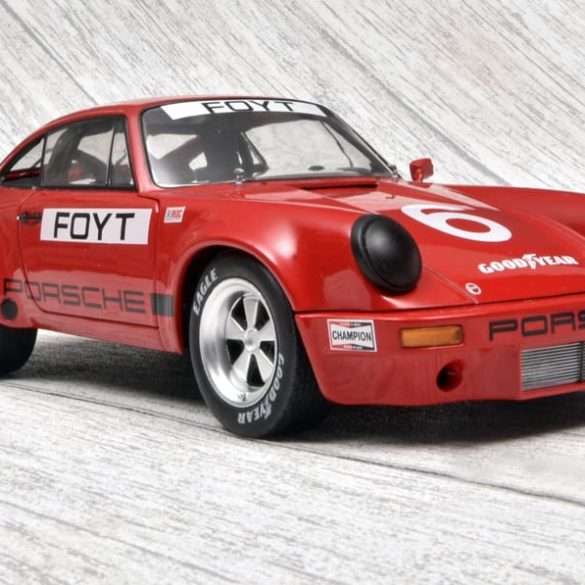 18Solido Porsche 911 Iroc Foyt 1974 1