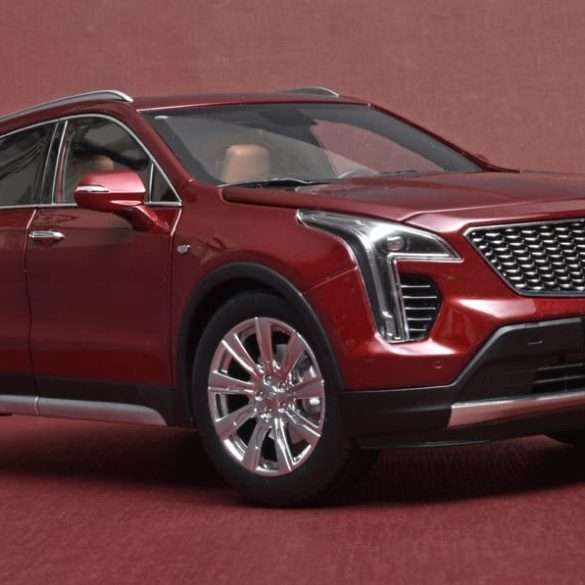 18paudi Cadillac XT4 2022 1