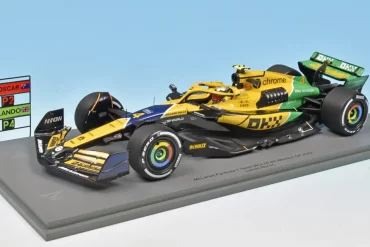 18spark McLaren Mercedes MCL38 2024 Norris 1