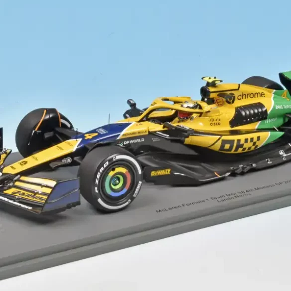 18spark McLaren Mercedes MCL38 2024 Norris 1