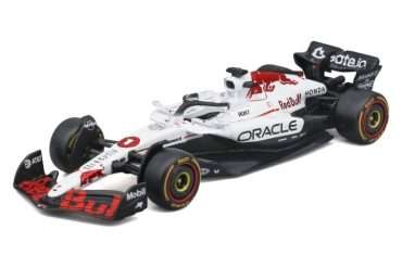 43Bburago Red Bull RB21 Winner Japan GP 2025 (1)