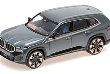 43Minichamps BMW XM (1)