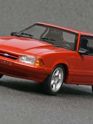 43ixo Ford Mustang III 1992 3