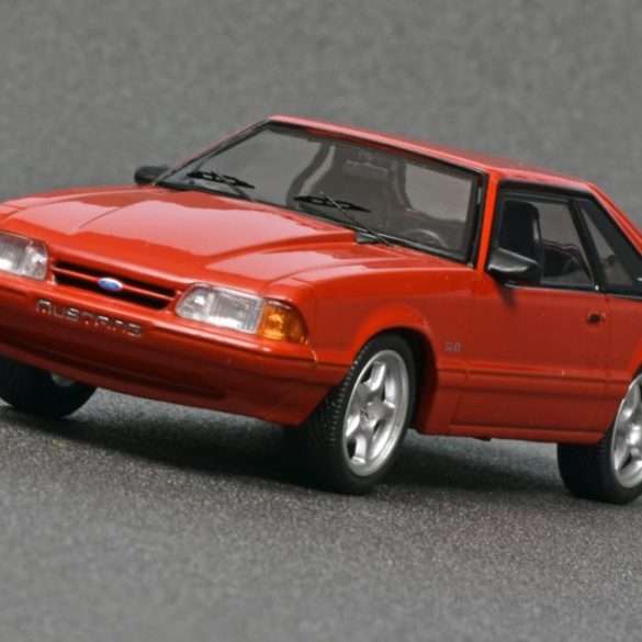 43ixo Ford Mustang III 1992 3