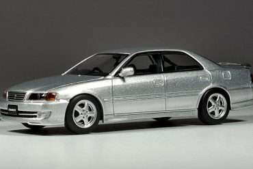 1;64 Hobby Japan Toyota Chaser Tourer V 1