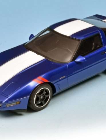 18GTspirit Chevrolet Corvette C4 Grand Coupe 1995 3