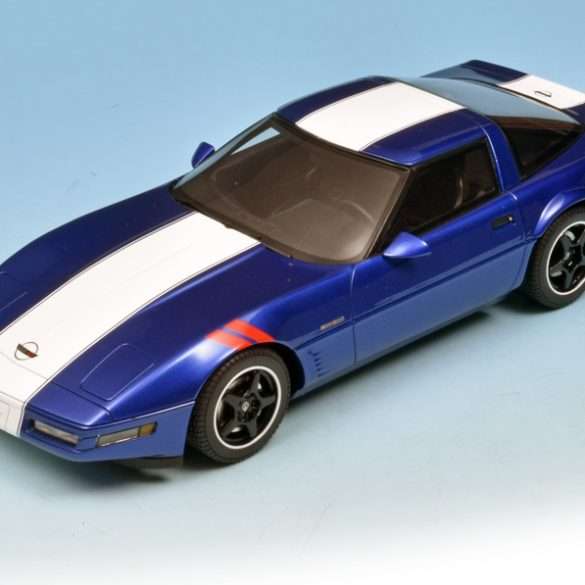 18GTspirit Chevrolet Corvette C4 Grand Coupe 1995 3