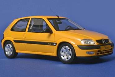 18OttOm Citroen Saxo 1.4 BIC Phase 2 2000 1