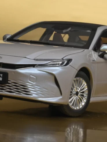 18paudi Toyota Camry sedan 2024 1