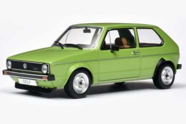 24WhiteB VW Golf 1 1