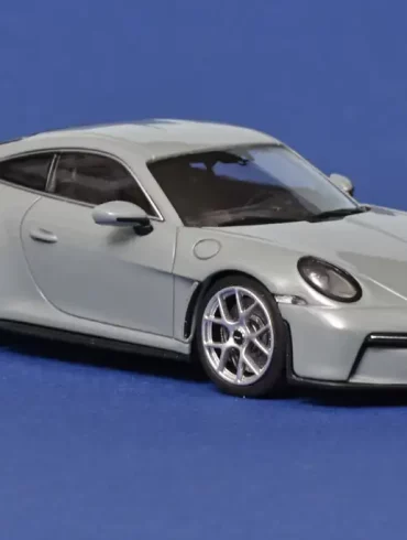 43minic Porsche 911 992 S T 2024 1