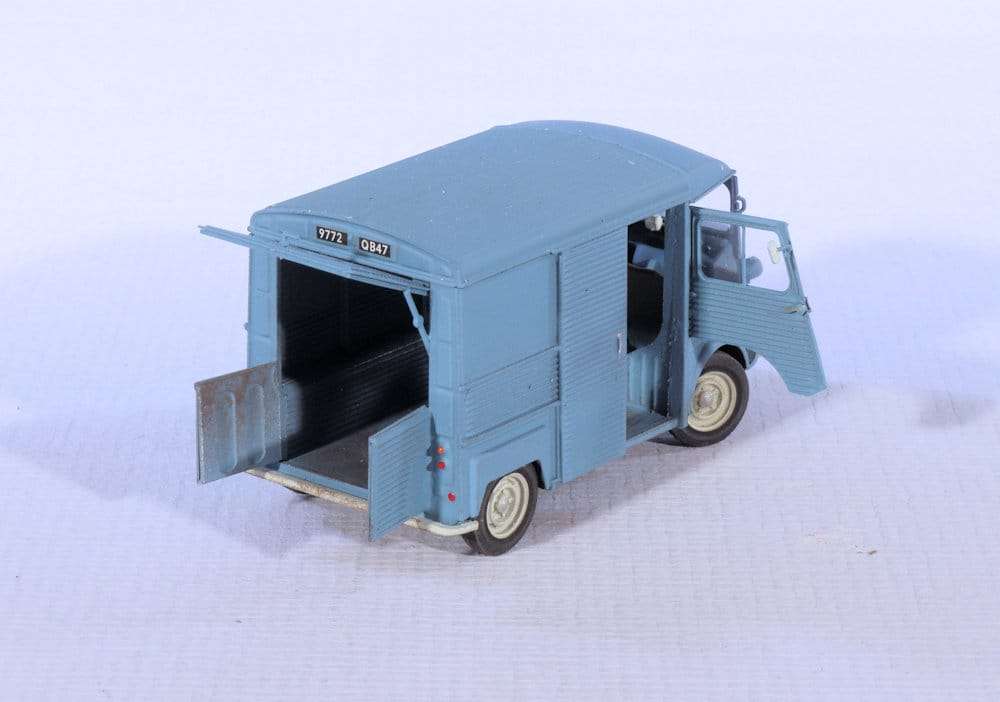 INT3 26.Artitec 87.Citroën HY(2)