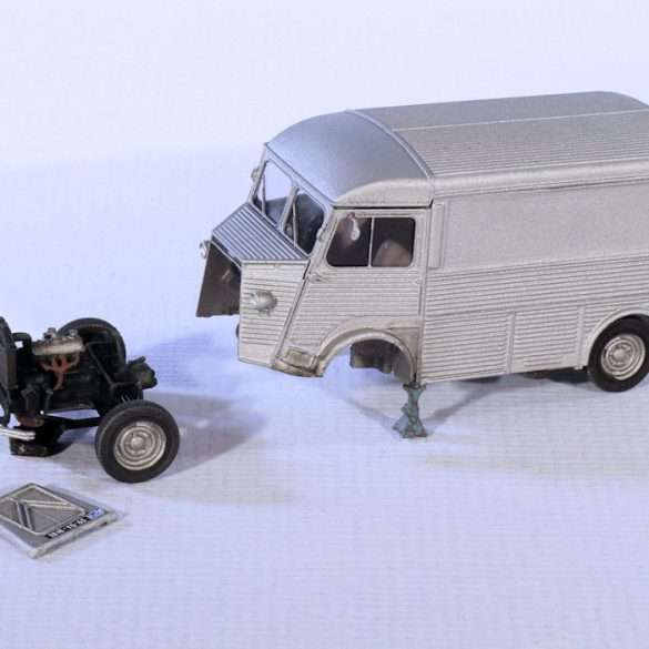INT3 26.Artitec 87.Citroën HY breakdown