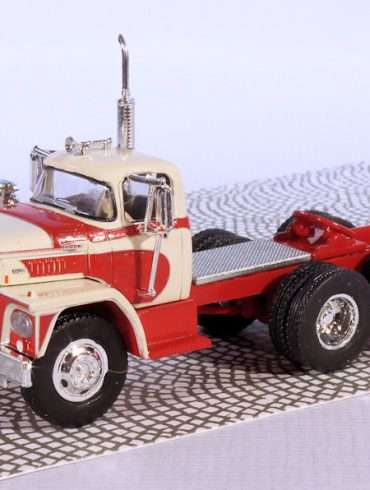 INT3 26.Brekina 87.Dodge LCF CT 900(1)