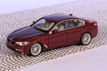 INT3 26.Herpa 87.BMW 5 serie (G30 2017–2020)(1)