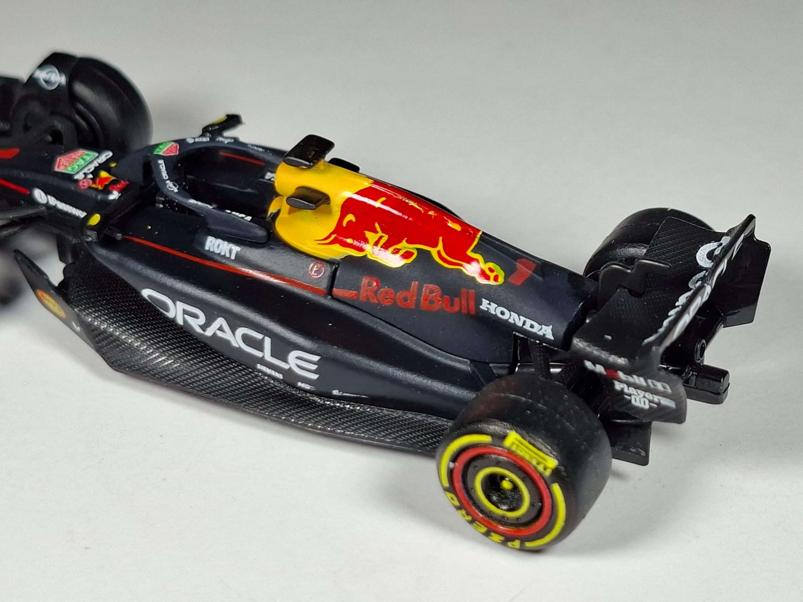 1;64 Bburago Red Bull Racing RB21 5 1;64 Bburago Red Bull Racing RB21 5