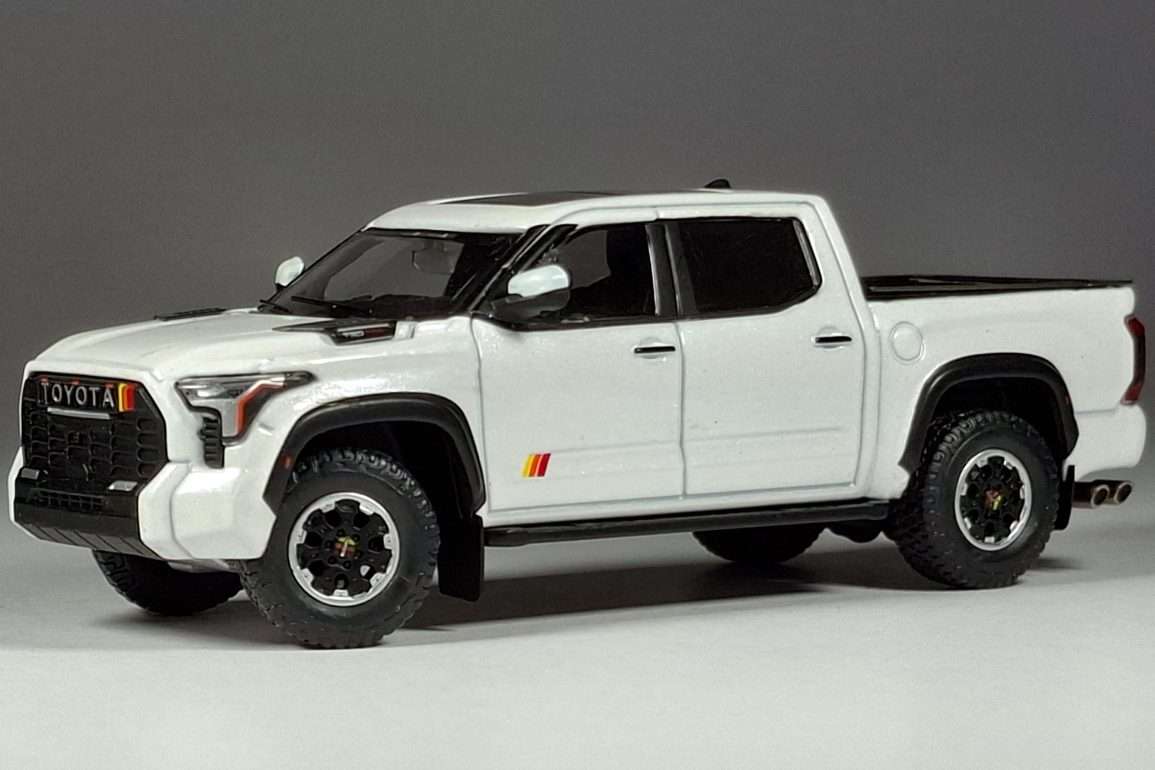 1;64 GCD Toyota Tundra TRD Pro 1