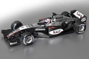 18minic McLaren Mercedes MP4 19 Raikkonen 2004 1