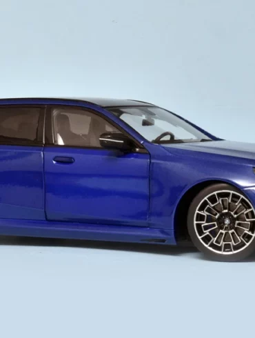 18solido BMW M5 G99 Touring 2025 1