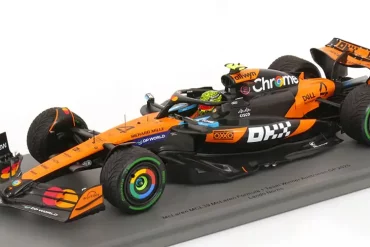 18spark McLaren MCL39 2025 Norris 1