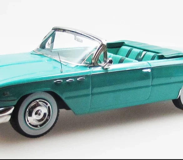 43esval Buick LeSabre 1961 3